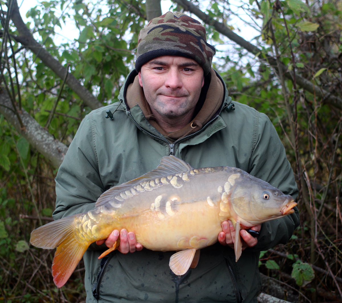 littleE70's tweet photo. Even in the cold they couldn’t resist the @MainlineBaits essential cell https://t.co/fBZJ2ZZIrr