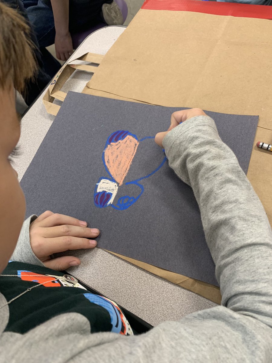 BaumgartnerRCSD's tweet image. Art Docent: Symmetry @RCSDOrchard #RCSDChampions #rcsdk8