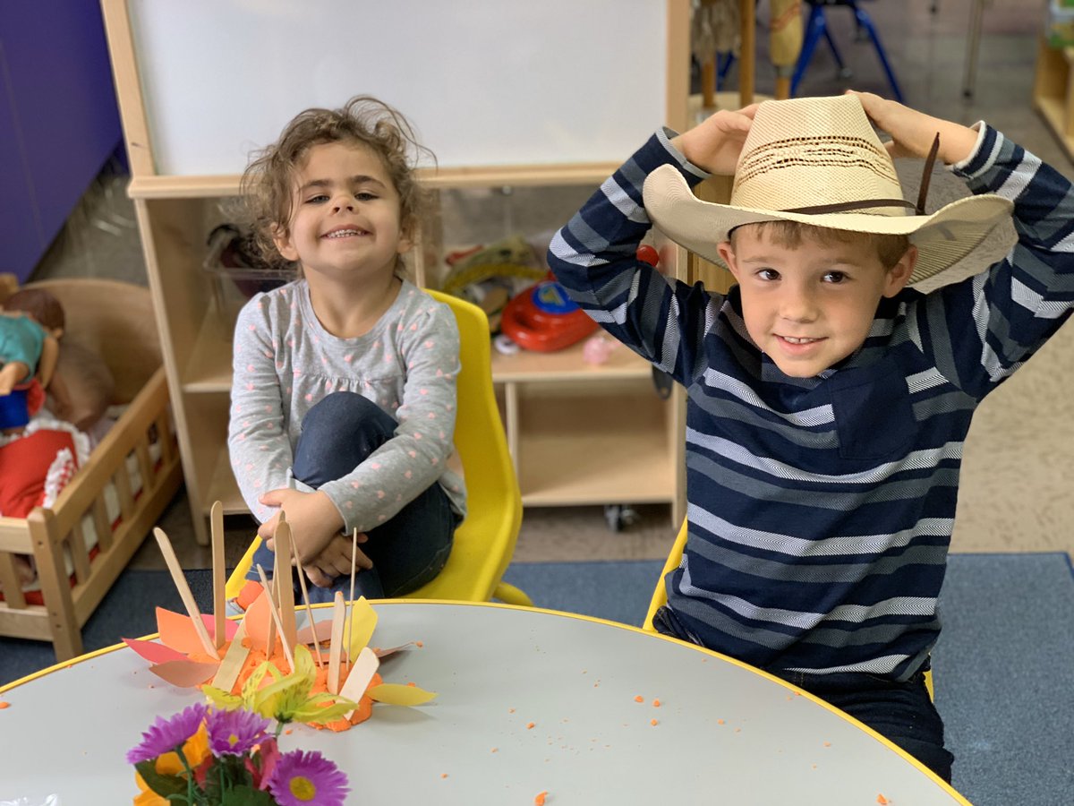 sarah61286's tweet image. Pre K STEM Challenge: make a free standing tree with popsicle sticks, playdough and cutout leaves #usingourimagination #teamwork #letsgetcreative @barkleybridge @Towers_Tina