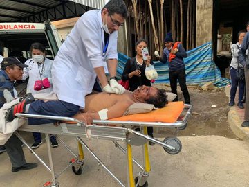 View image on Twitter