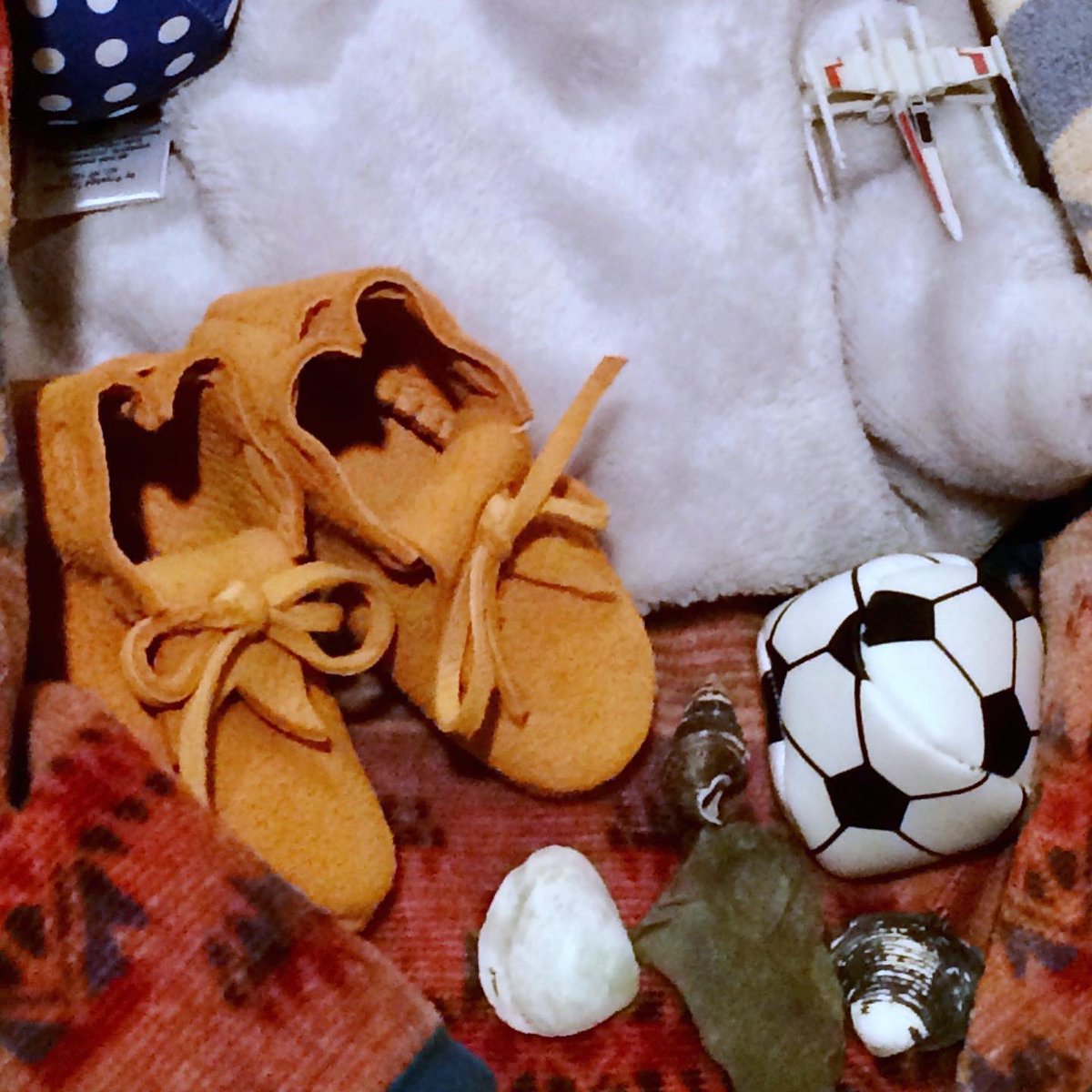 tribe_morgan's tweet photo. Today is #RockYourMocs!
We are proud to represent our #Chickasaw heritage. Lawson &amp; River had their own Mocs, which were buried with them ♥️
#November #NativeAmericanHeritageMonth 
#pregnancyandinfantlossawareness #raisingarrows #raisingmytribe #nativeamerican #atribecalledmorgan https://t.co/7xE2720IkD