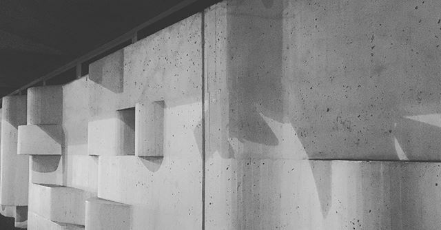 soshanau's tweet photo. I think this might be a difficult #whereinlondon? #brutalist #architecture #london #lovelondon  #brutalism #1971 https://t.co/VD33MzMrzA https://t.co/lZCpIlWrOg