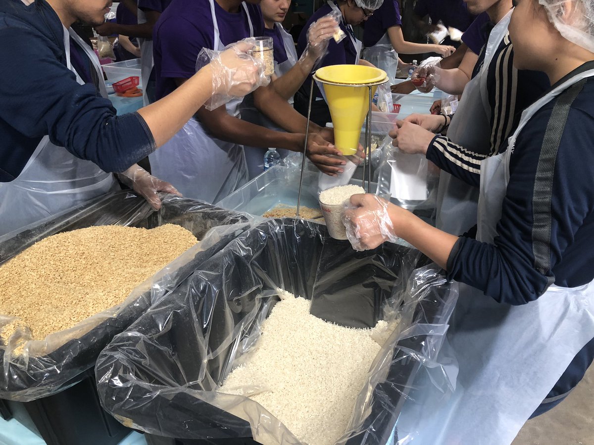 erinsnuggets's tweet photo. AdventHealth Day of Service supporting 46 organizations with over 1,400 volunteers #weekofcaring #adventhealthcares #feelingwhole https://t.co/y7OcoUkPUy