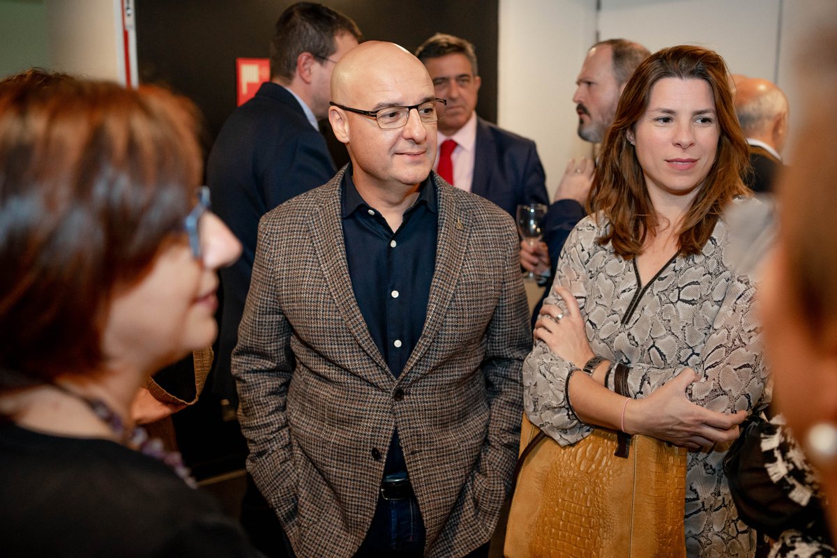 Edu1stVESS's tweet image. En la gala de los XI Premios Magisterio, nos acompañaron @NestorSaura de nuestro agente España @D9educacion y @EvaPrados1 de nuestro agente España @CoachingOnFocus.

Este premio es un reconocimiento a nuestra Red Internacional VESS, agentes, instituciones formadoras y educadores.