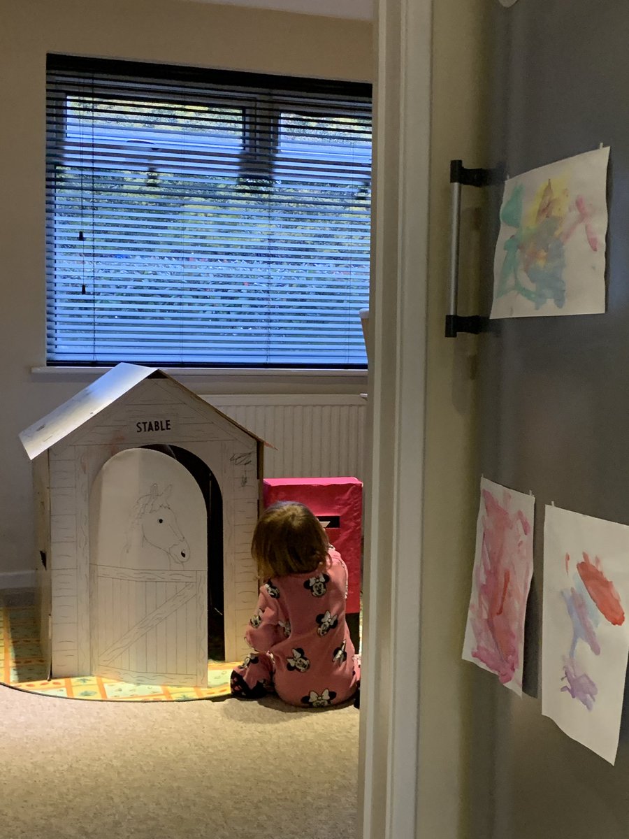karaokesoul's tweet image. Amazing how the cheapest of things produce the most priceless moments..home made post box by Grandad (Gah) &amp;amp; £6.99 cardboard playhouse from Aldi #hoursoffun
