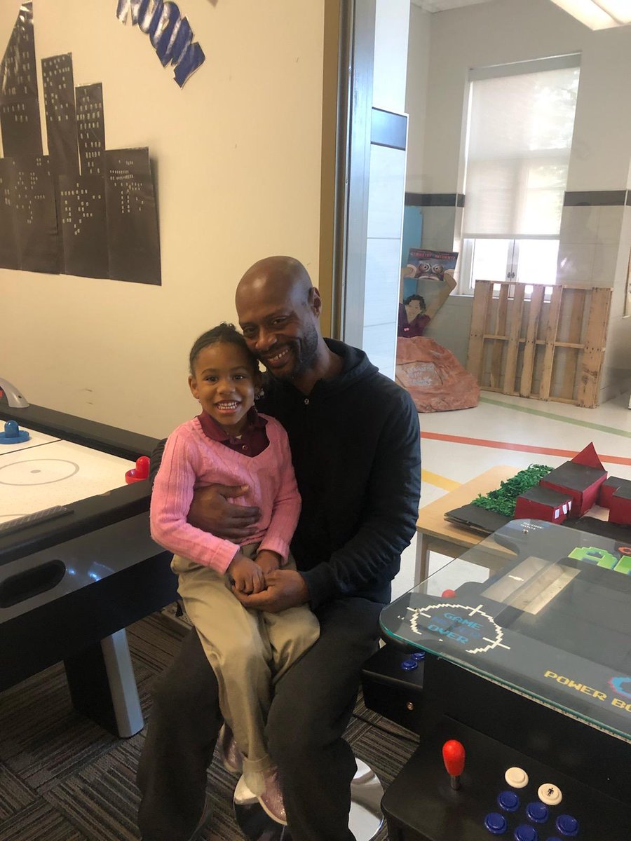 LangdonDC's tweet photo. #LangdonDC goes #DonutsforDad! Today we had our 1st annual Donuts for Dad sponsored by our Fatherhood Committee. https://t.co/phtVf1Z9BG