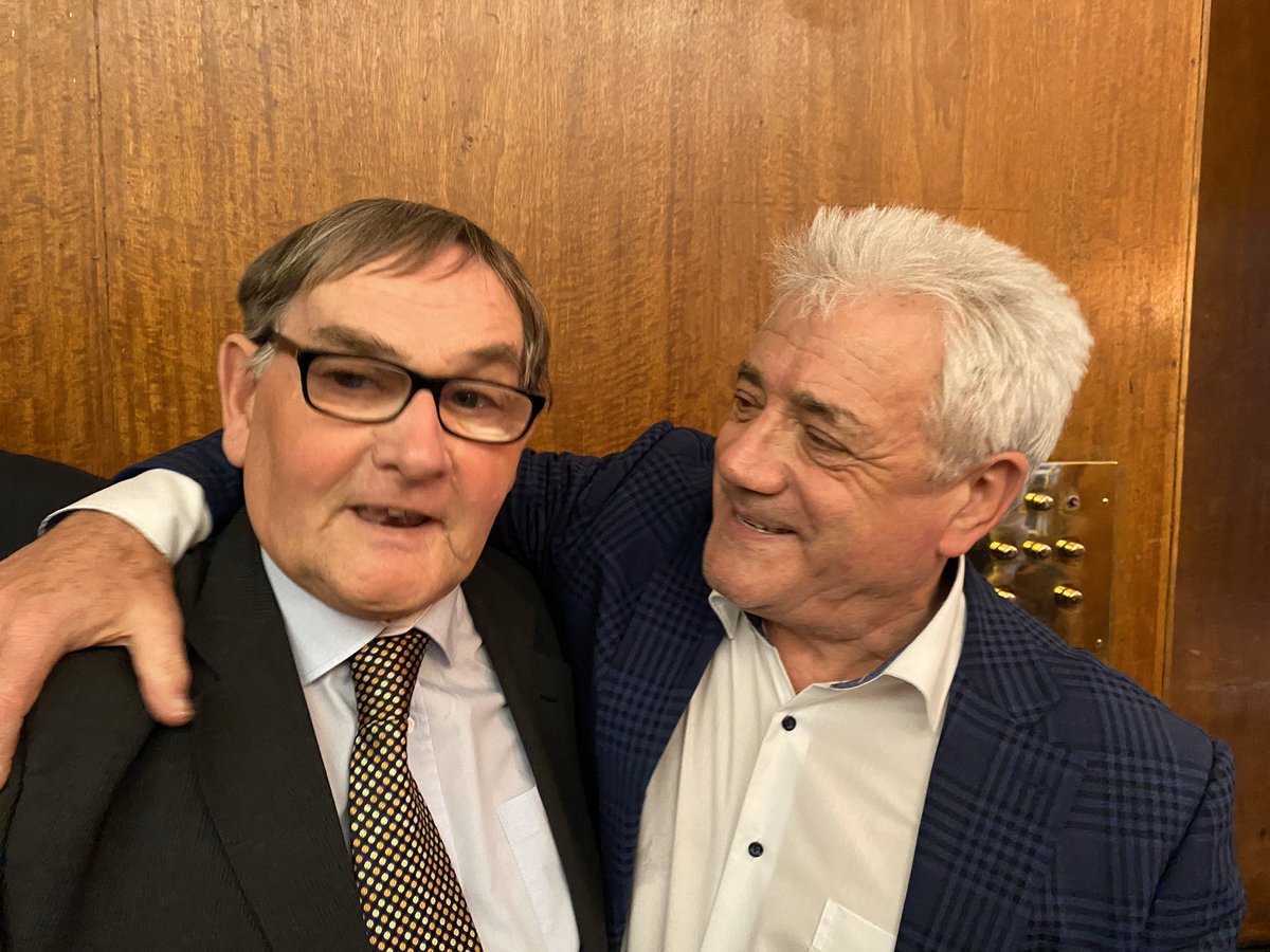 ATWorkFilms's tweet photo. “Look after him, I really miss my dad” Kevin Keegan’s wise words to me. One chuffed Geordie dad, one proud daughter! 😍
Wonderful afternoon, thank you @DakinPresents, privilege to have supported @BlindVeterans &amp; St Wilfreds Hospice #KevinKeeganLegend #MakeTimeForFamilyTime https://t.co/KzkgzR3FGZ