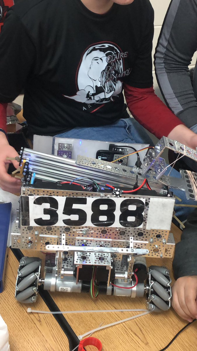 rattlerbots's tweet photo. #readyforwar https://t.co/tLVuxJ9RmT