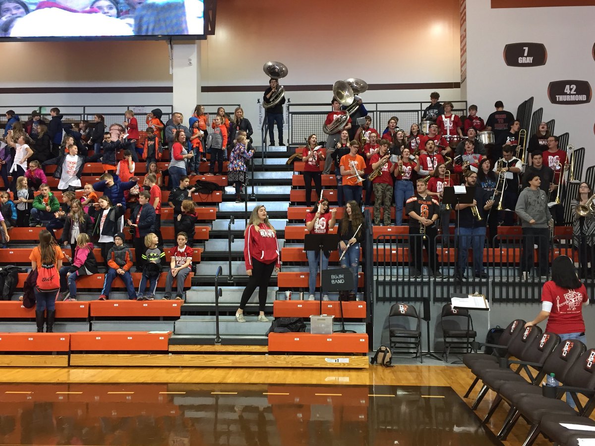 BruceCorrigan2's tweet photo. Bobcat Pep Band @ Falcon BB Game https://t.co/G3rJULQNCu