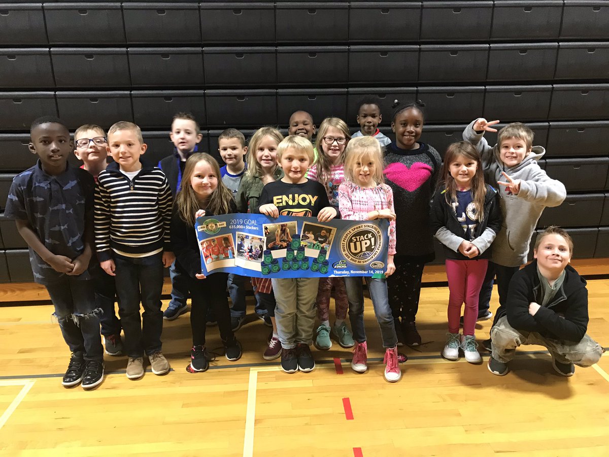 ngbulldogspe's tweet photo. Here are a few pics of some of my kiddo’s getting ready to try and help break last years Guinness World Record of 650k+ Speed Stackers across the world! Blessed to work at such a great school. @SpeedStacksInc @GWR #2019stackup https://t.co/f85Gmuprpg