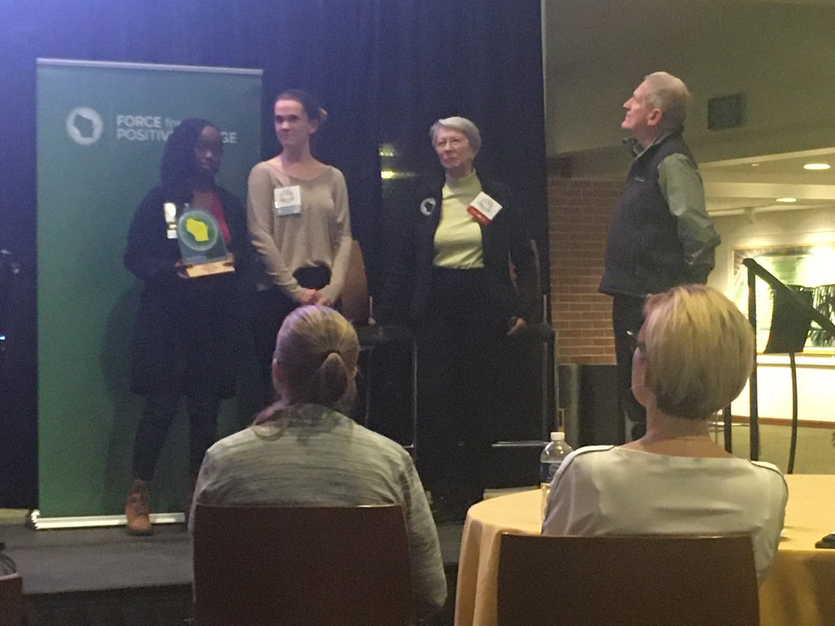 StartingBlockM's tweet photo. Congrats to @maydmtech for winning the 2019 #ForceForPositiveChange award in nonprofit category. Thanks to John and Tasha Morgridge and to @WARF_News @MarquetteU @AmFamInstitute and @promega for the 3rd FFPC here at @packers’ @LambeauField. 👍🏼 https://t.co/ijJCyxZVvV