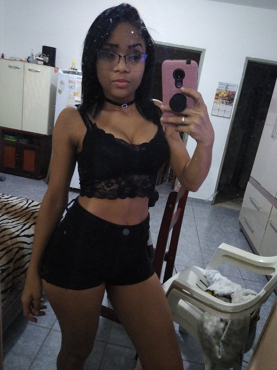 LauraCrepaldi2's tweet photo. Sortudo é o meu namorado,q tem um mulher linda e maravilhosa como namorada 😂❤️ https://t.co/IihZ3tq0Cv