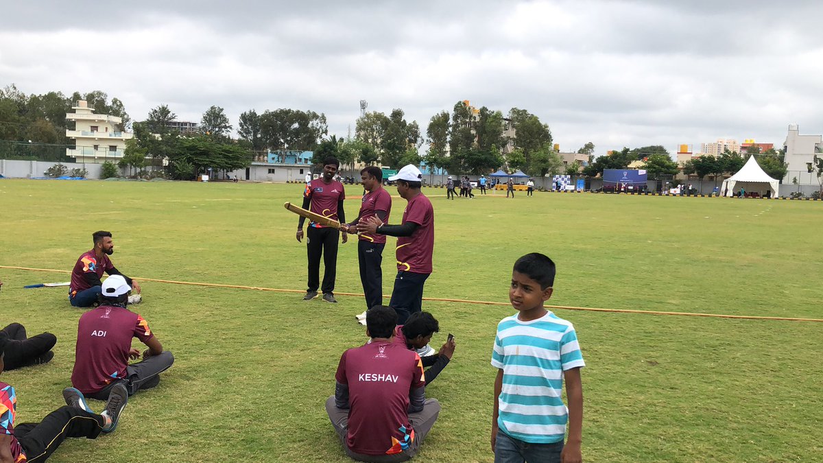 mahesh963231's tweet image. #spacematrix 
#SGGlassCup2019 #SGGLASSCUP2019 cricket warm and fun other team#team space matrix