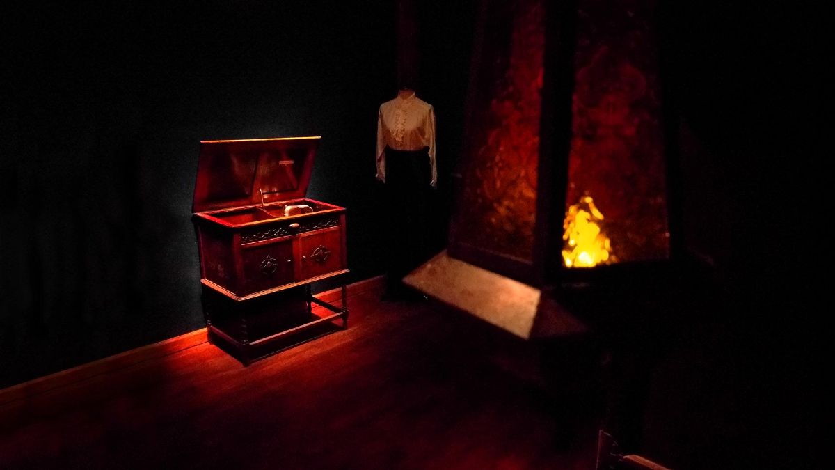 EnigmaHQ's tweet photo. The Parlour is now at Enigma HQ! - https://t.co/DRnMNgZLAX https://t.co/t477el2sio