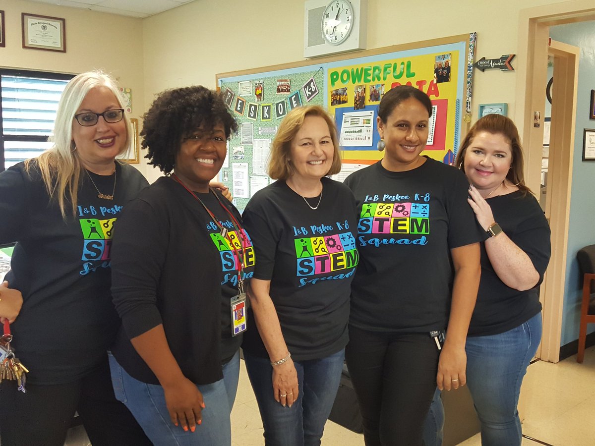 MDCPSSTEAM's tweet photo. Many model #MDCPSSTEM classrooms @IBPeskoeK8 . Going for gold this year! https://t.co/8CpQ3ioBsX