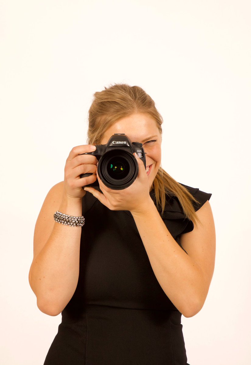 aldred97's tweet photo. Another day behind the lens! 📸Such an amazing group of individuals at last nights Canadian Agri-Marketing Association Harvest Gala! @BestofCAMA #BOC19 https://t.co/DFBifZpLFa