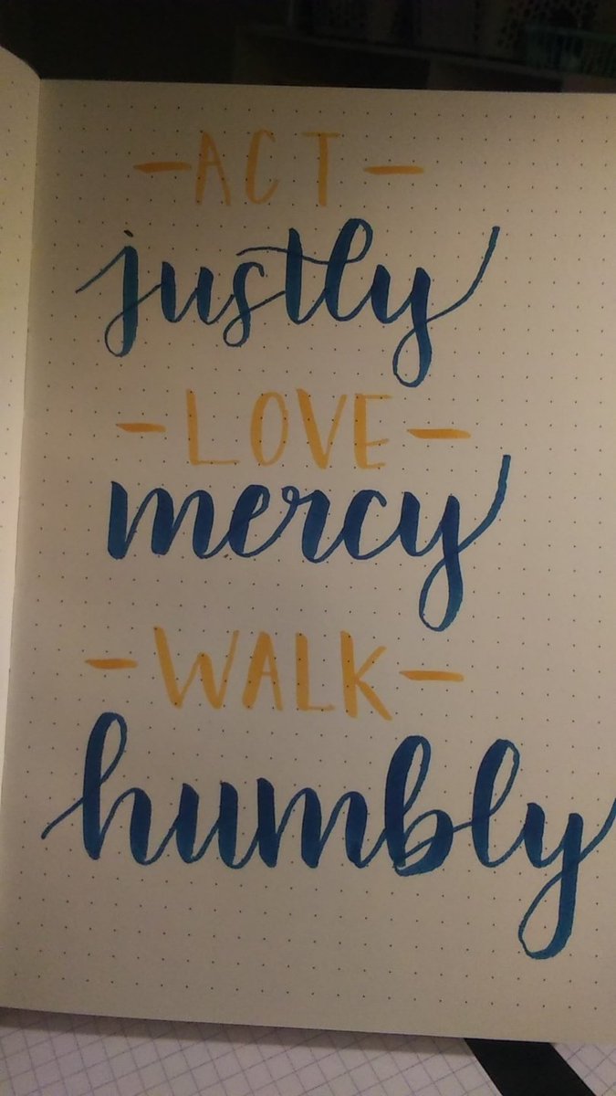 teaching_mama89's tweet photo. I finally found a hobby that doesn't have to do with #teaching (who am I kidding, i still use it at school!) #handlettering #tombow #pinterestinspired https://t.co/c6lnJc7xG6