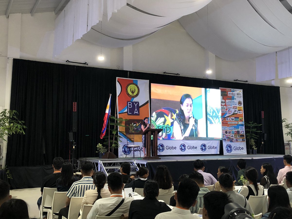 avhs_byla's tweet photo. Our host for this year’s VENTURE 2.0 - The 2nd Aklan-Wide Youth Oriented Business Convention. Ms. Salustelle Anne Villaruel

#VENTURE2
#AVHSBYLA https://t.co/xo7EXNz41P
