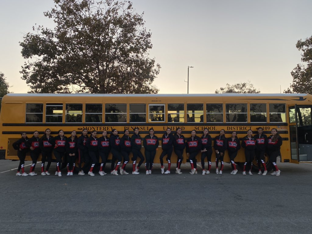 Seaside_Cheer's tweet photo. On the road! @Seaside_High_FB @pkdiff @SeasideHighASB @City_of_Seaside #MPUSD #THEMPUSDWAY https://t.co/mTl5jv1gvy
