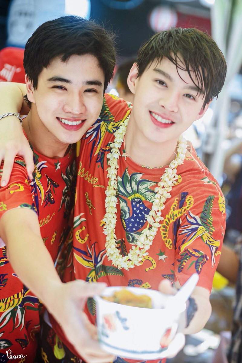 lucksaintperth's tweet photo. Not good at words, can only support you silently
* 
*      .     .    *   💫 * 🌑 .     .    * ⭐️ .   .
.    *     🌔   .  *   .   ✨ *    .  *     .  * .  * 
PS白嫖总舵
PerthSaint Forever🖤❤️
cr：Logo-PerthSaintChinese
#NothingButPerthSaint https://t.co/PmeiqMcrF0