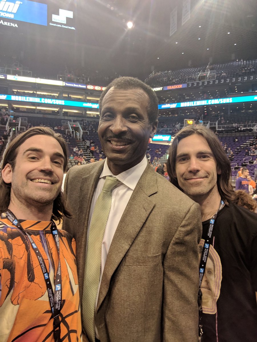 geneayton's tweet photo. All this EJ chat gives me a loose excuse to post this pic from last year. Keep teaching @Jumpshot8! #IStandWithEJ https://t.co/iDDMD2cKGD