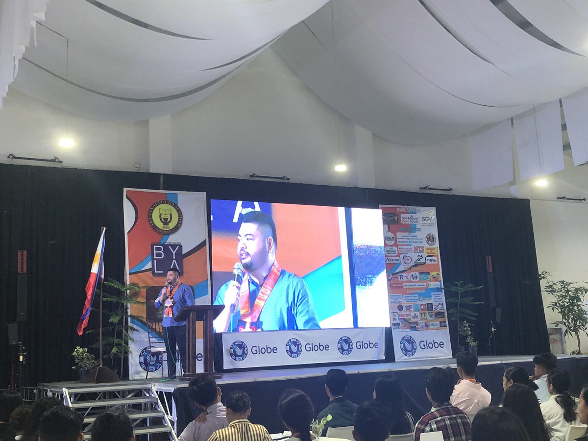 avhs_byla's tweet photo. Sir Allan Angelo Quimpo is the keynote speaker for this event. He is currently the President of Northwestern Visayan Colleges and is also the President of the UPAA (University of the Philippines Alumni Association) Aklan Chapter.

#VENTURE2
#AVHSBYLA https://t.co/CsnEfNBDr0