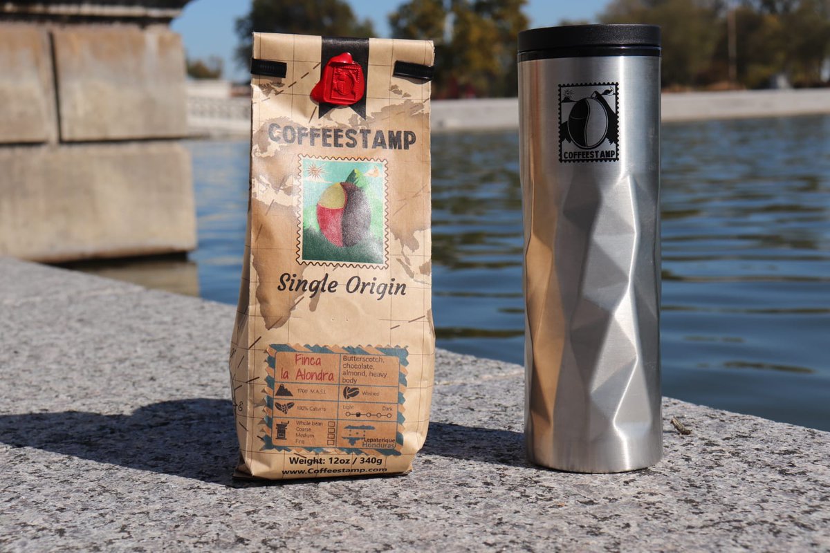 From #Honduras🇭🇳💙our most special coffee!#coffeebreak #coffeetime #coffeelover #coffeeaddict #coffeeshop #coffeeroasters #specialitycoffee #freshroasted #cafe  #followthestamp 
coffeestamp.com