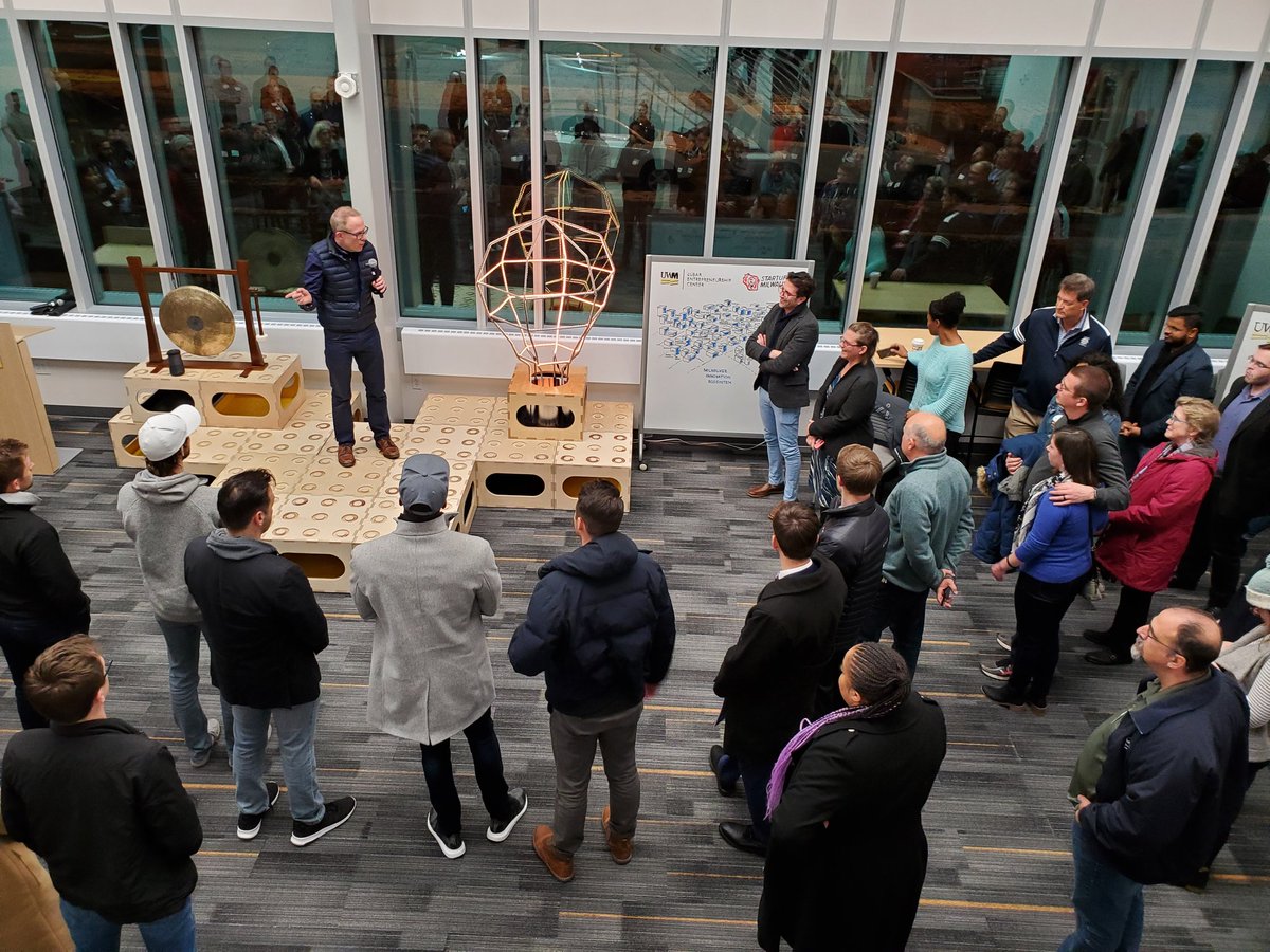Cant think of a better way to explore Milwaukee's startup culture than hopping on the Startup Milwaukee bus. Currently at the Lubar Entrepreneurship center, the first of many stops along the route. Great to be back at my alma mater too
#StarupMKEweek #StartupWIweek #Pantherproud