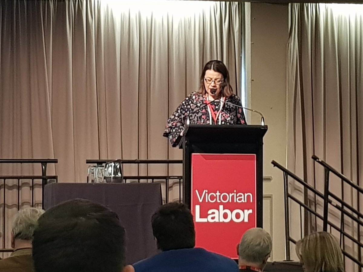 Loud and enthusiastic applause at #vicalpconf19 when Health Minister @JennyMikakos discusses the Andrews government's decision to return #Mildura Hopital to public control. #thisisLabor #springst #publicservicesinpublichands