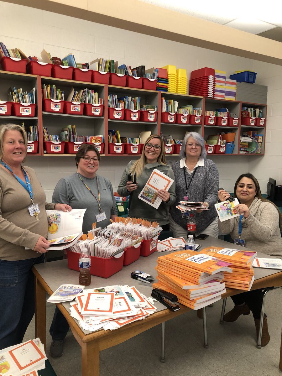 MsWagnerBCPS's tweet photo. @EssexBCPS has such fantastic IAs that go above and beyond to help our students! #proudprincipal https://t.co/uT4TN9mSgC