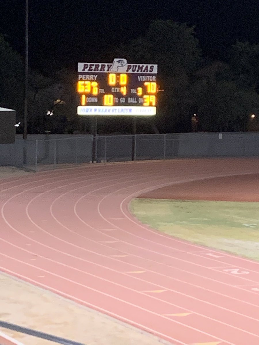 Desert Vista gets it DONE! ⁦@DVHSfootball_⁩ ⁦@DVThunderAD⁩ ⁦@DVThunderPride⁩ ⁦<a href="/gridironarizona/">Gridiron Arizona</a>⁩