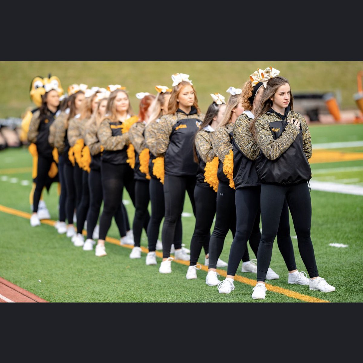 BWUCheerleading's tweet photo. Two games down this week, one more to go 🤟🏼
It’s been a busy week for these Jackets! Stop by tomorrow afternoon at 1:30 and bundle up when we take on that team from University Heights!! 
#awwjackets #jcwho https://t.co/OpfnXgzY4T