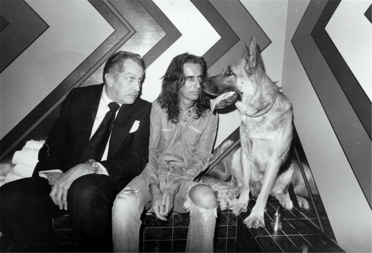 Super70sSports's tweet photo. Here’s Vincent Price, Alice Cooper, and a German Shepherd. No, I don’t know why. Just enjoy it. https://t.co/olibPXdCco