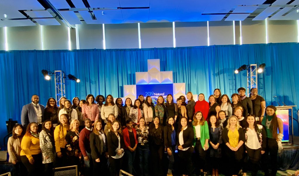 s_slate90's tweet photo. Way to SHINE today @RolaDagher! Thank you for  inspiring us with your story &amp; lessons on how to Level-Up @DiversityWoman Biz Leadership  1. Be a Student of Life 2. Use Passion as your Fuel 3. It’s ok not to be ok 4. Comfort &amp; Growth don’t Coexist 5. Believe! #Micdrop #wearecisco https://t.co/cteZggTZOA