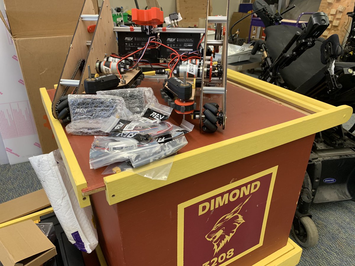 FTC3208's tweet photo. Huge shoutout to @REVrobotics for sponsoring us this season! Some new parts we ordered just arrived 😁 https://t.co/DUuzWdBlTx