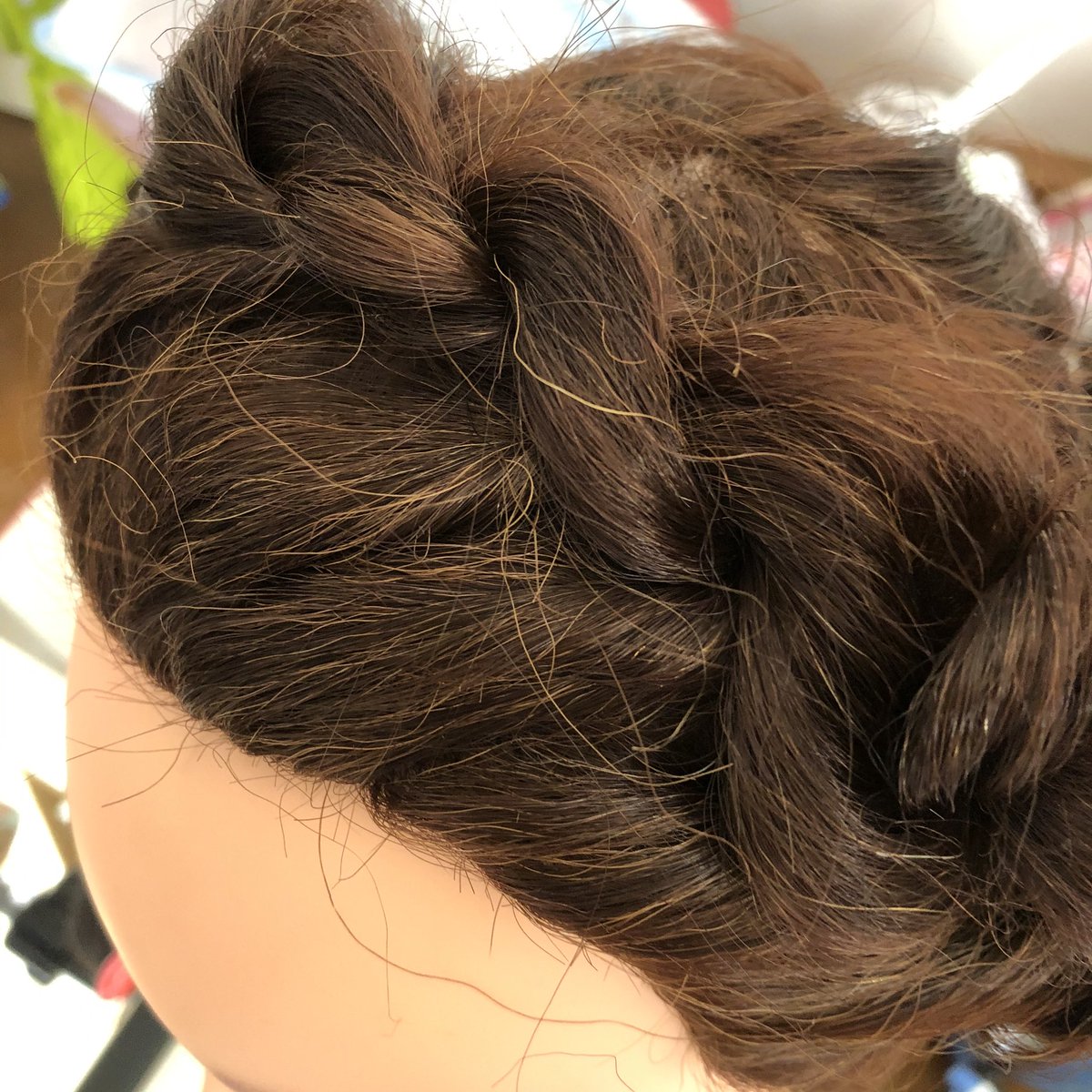 着物大好き ヘアアレンジ アナ雪 縄編み 一本ずつ ねじってから 二本を 逆向きに編む この意味が やっとわかりました ずっと 前に見た動画で 丁寧に説明されていたのに その時は わからなかったけれど 着物大好き ヘアアレンジ アナ雪 縄編み 一本ずつ ねじってから 二本を 逆向きに編む この意味が やっとわかりました ずっと 前に見た動画で 丁寧に説明されていたのに その時は わからなかったけれど