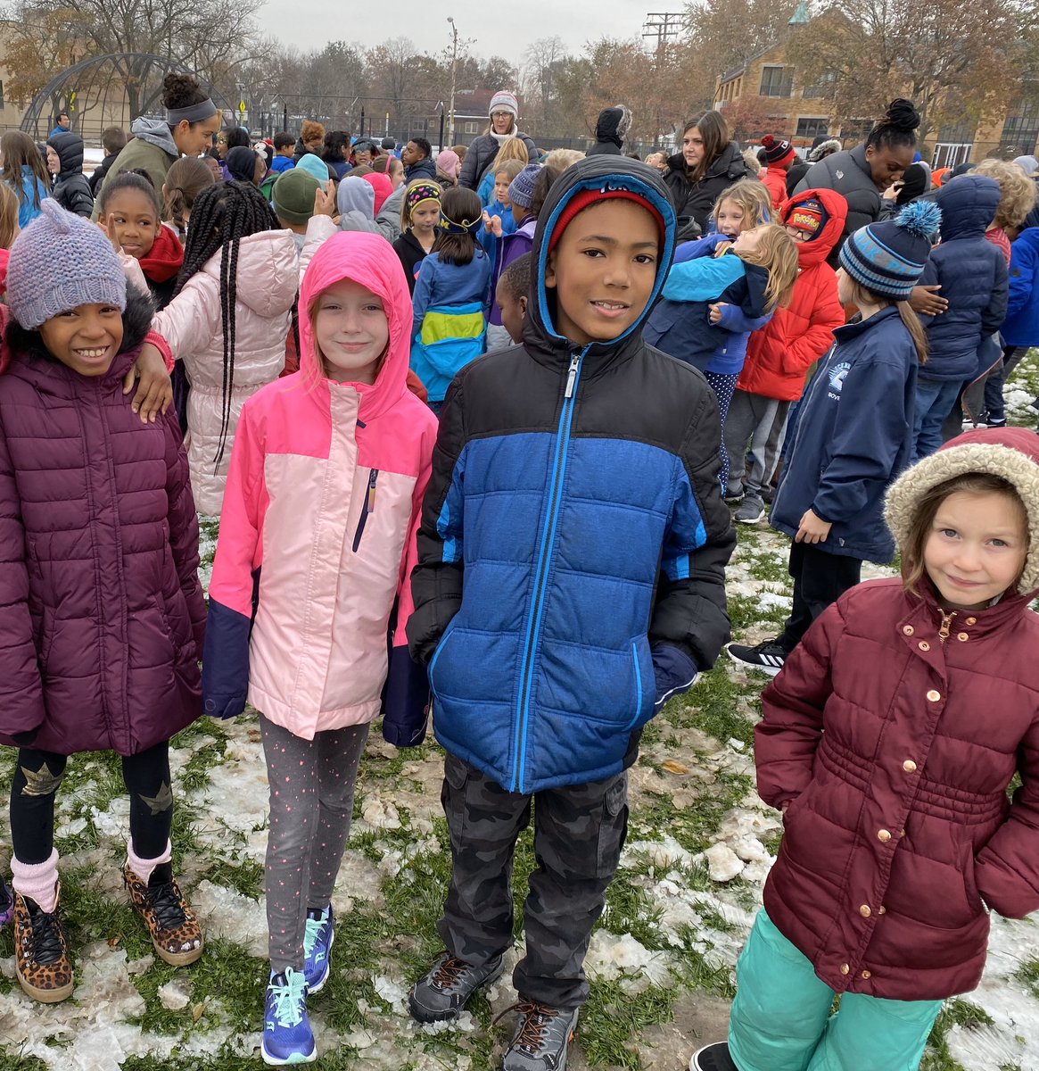 GoLemonheads's tweet photo. Fun at today’s Turkey Trot! #Longfellowbears https://t.co/VEyZy4gseZ