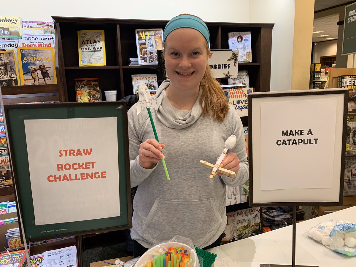 BrainardMJohn's tweet photo. Great family event tonight at Barnes &amp; Noble working the MCCE Book Fair! #crusaderpride https://t.co/FIh08JsN7c