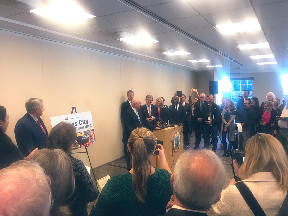 Majed61317038's tweet photo. Great Day for Missouri. USDA-NIFA and ERS Ceremony in the new home in Kansas City, MO. https://t.co/uY3Zws1M0K