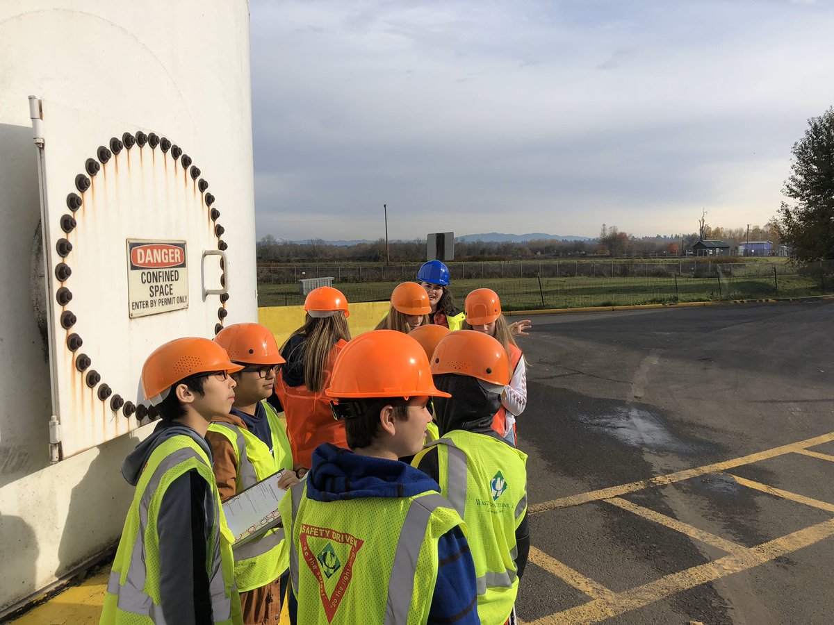 Amy Henderson tweet media