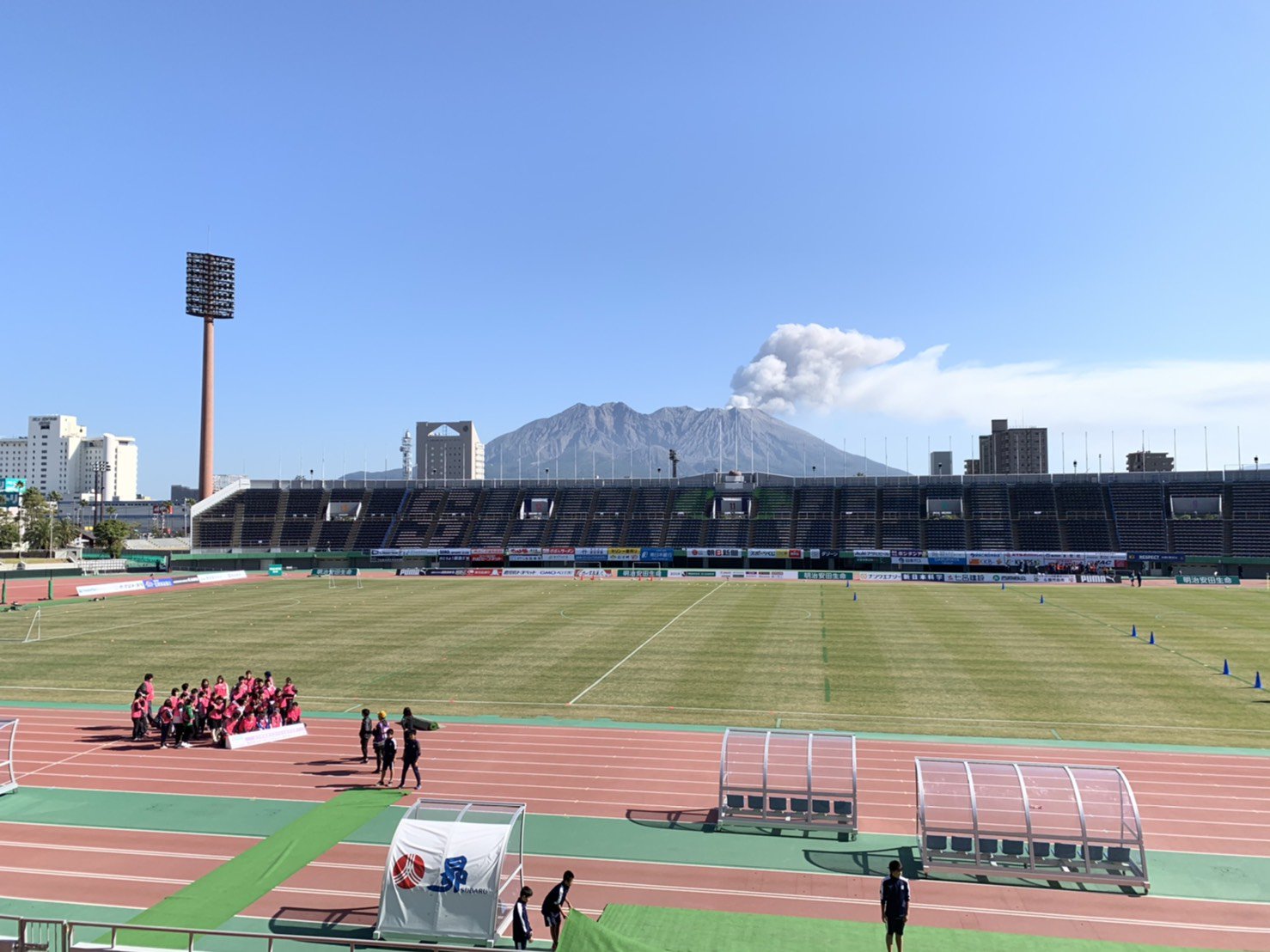 白波 スタジアム 鹿児島県立鴨池陸上競技場 Stg Origin Aegpresents Com