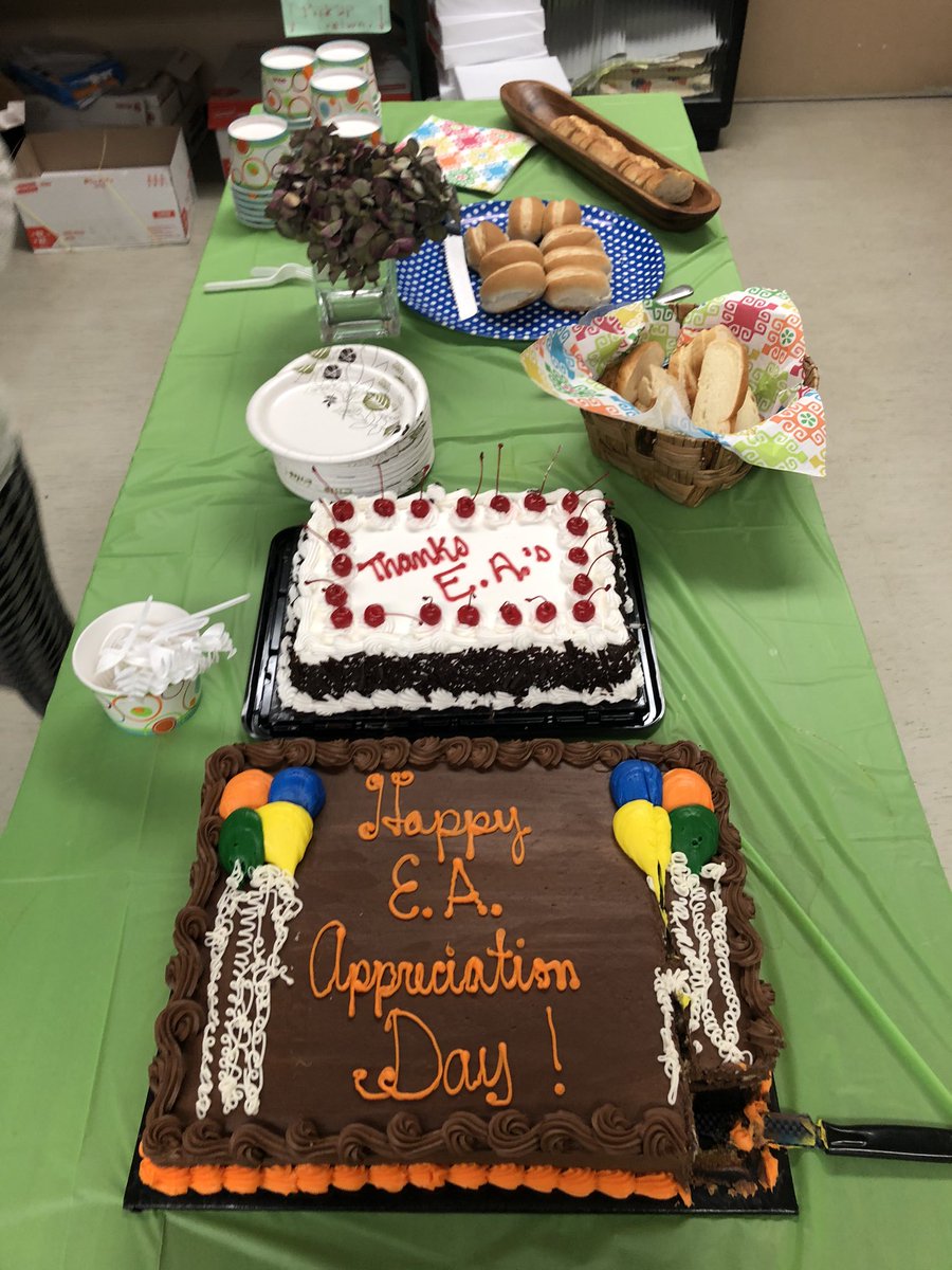 DewildtJessica's tweet photo. Feeling appreciated today 🥰 Thank you!  @HessStreetHWDSB @HWDSB  #educationalassistant #appreciationday #SpecialEducation https://t.co/spyoIFxi3I