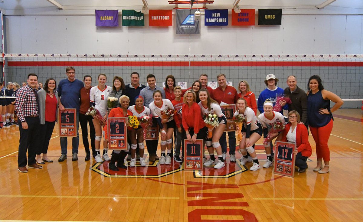 StonyBrookVB's tweet photo. 𝐓𝐇𝐀𝐍𝐊 𝐘𝐎𝐔 to our incredible seniors who laid it all out at Pritchard Gym one last time.

You have forever changed our program and we are eternally grateful.

📝https://t.co/acaO2sImXg

#SeawolvesUnited | #AEVB https://t.co/EQnDqeQWj9