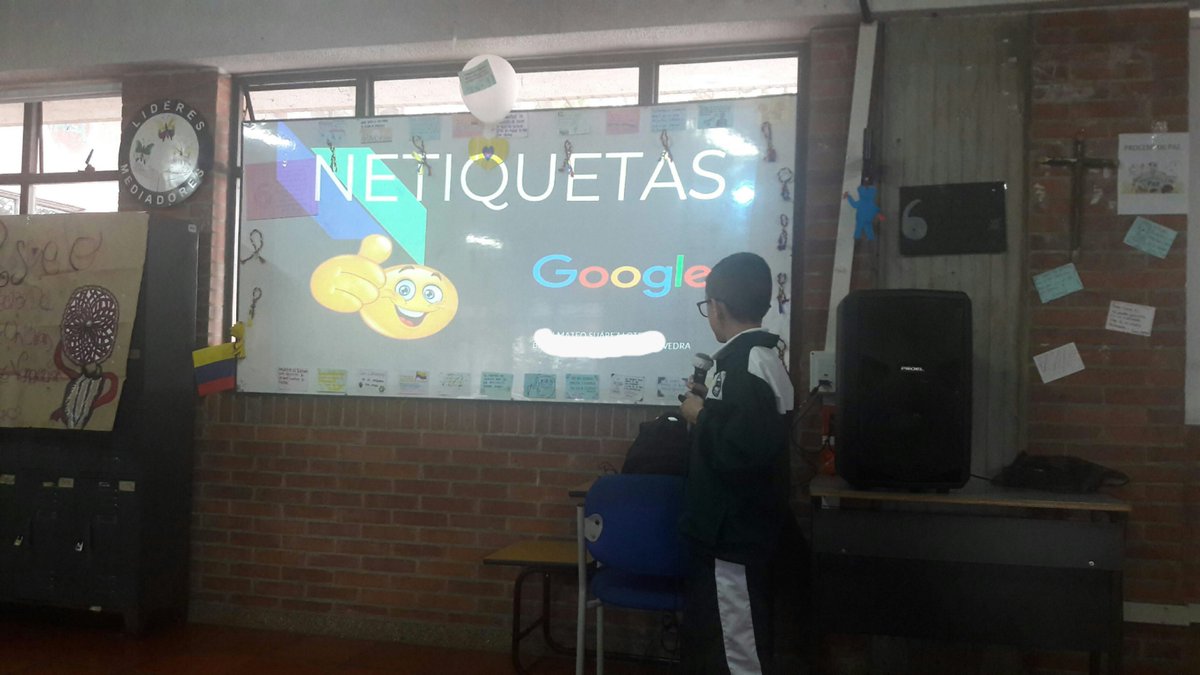 yanhuertas's tweet photo. @Ministerio_TIC @ConstainSylvia @codeorg @CompuParaEducar @alinerodecambil @hadip Les comparto algo del trabajo realizado con estudiantes de secundaria, en la clase de Informática, sobre comportamientos digitales y programación en MSLOGO #PensamientoComputacional
#YoInspiro #InformaticaComoMateria https://t.co/yFMc3ZPI69