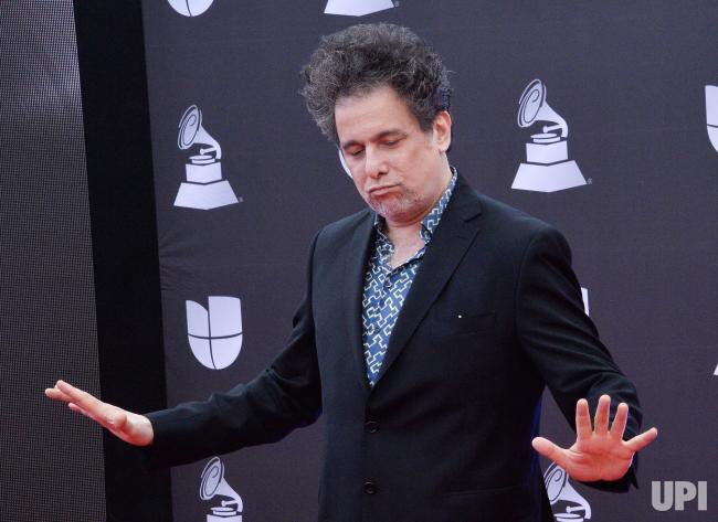 Muchas gracias Academy por dos <a href="/LatinGRAMMYs/">The Latin Recording Academy / Latin GRAMMYs</a>  a Gabriel Abaroa ,Jesus López y Universal Latina por todo el apoyo 
Gracias German  Wiedemer...  son tuyos
Gracias <a href="/GusBorner/">Gustavo Borner</a>  ... 
Y todos los músicos y equipo que grabaron en LA