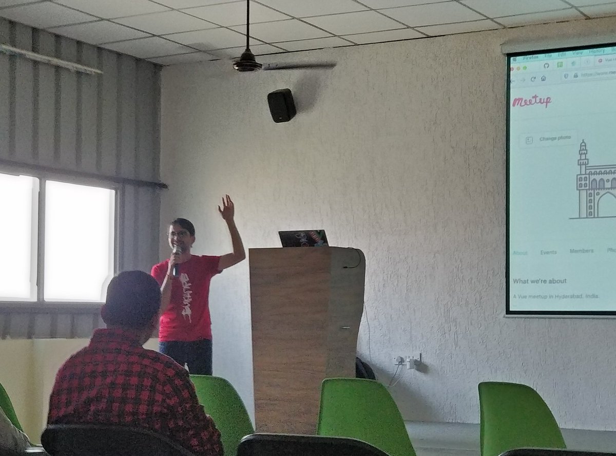 aravindballa's tweet image. Things kicking off at #vuehyd
@vuehyd @praveenpuglia