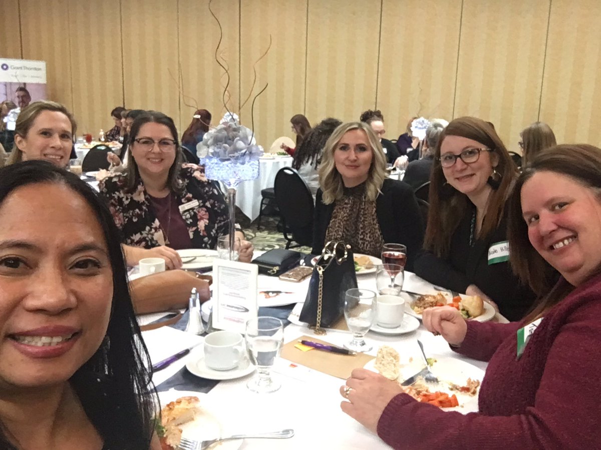 jean_beriault's tweet photo. I so love this group of @WIBMedicineHat!  We laughed.... We cried.... No, not really. But, we did laugh and learnt how to manage stumbling blocks at Empowerment Day. 😁 Fun!  Fun!  Fun! #WIBMedHat #MedHat https://t.co/PiBXT0oZcv