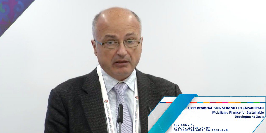 UNDPKAZ's tweet photo. Gyu Bonvin, Special Water Envoy🇨🇭for #CentralAsia, expressed the readiness of Switzerland to cont'e contributing to the dialogue on transboundary #water man't in the region & provided updates on Swiss water strategy & #BluePeaceIndex that assesses man't of shared water resources https://t.co/HxvCtag2BN