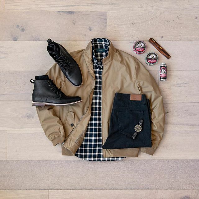 After a week and a half of being sick, I finally feel myself again 🙌🏼😁 All in perfect timing for going into the weekend…especially with having an outfit like this to finish the work week! Also, this Sunday I will be announcing a massive giveaway that… instagram.com/p/B46Znn6l9U1/