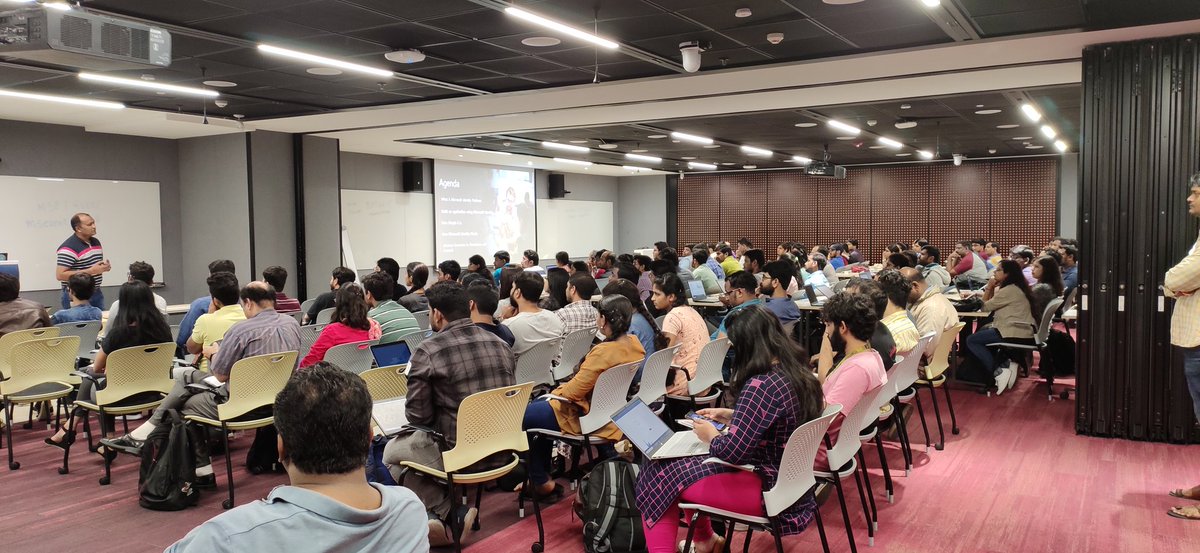 kamleshrao's tweet image. . @manojmcans talking about Microsoft Identity Platform 

 #MS365DevBootcamp #MS365DevBootcampBLR #M365DevBootcamp